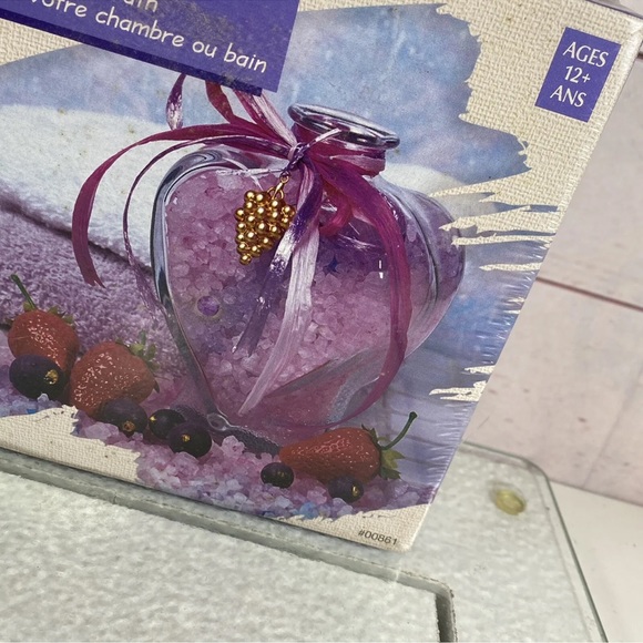 Crafthouse Scent Magic Berry Fragrance Set - Purple and Blue - Picture 4 of 11